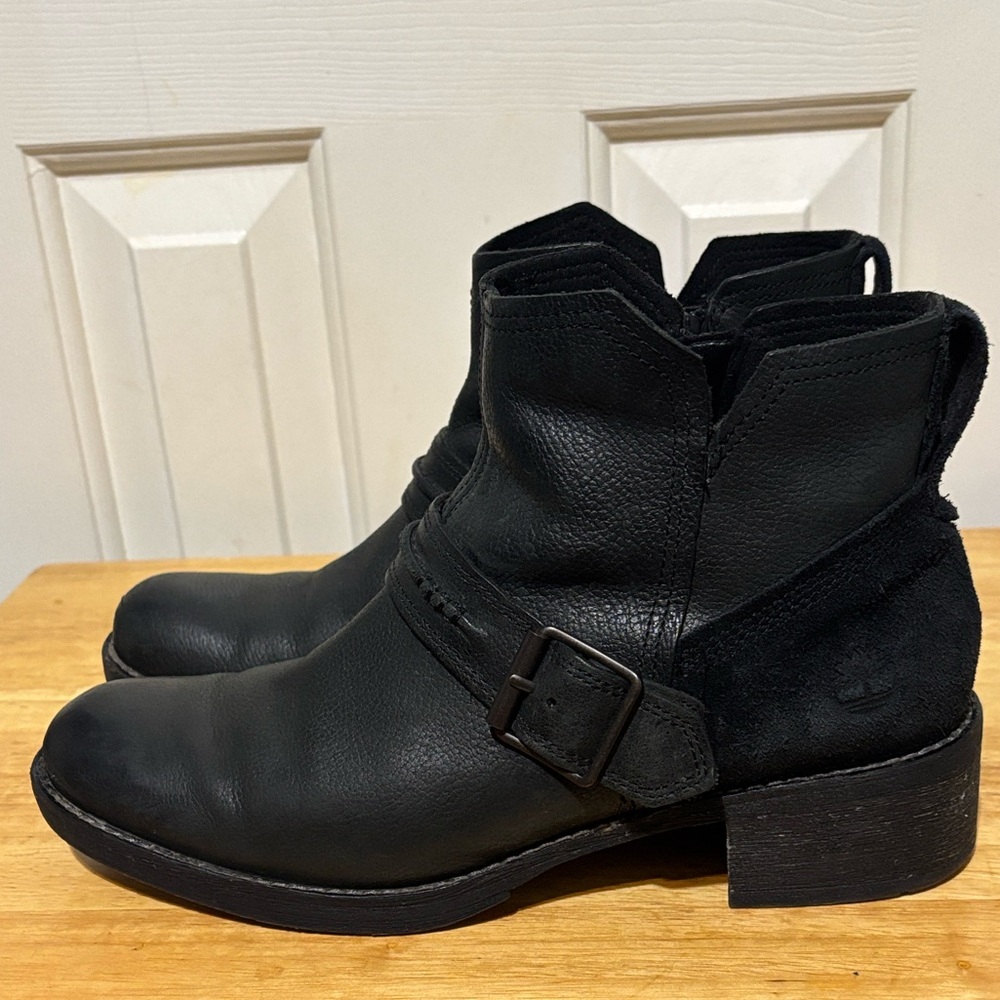 Timberland Black Leather Chelsea Ankle Boots - Picture 3 of 9